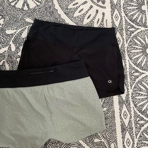 (2) Maternity GapFit 3.5” running shorts